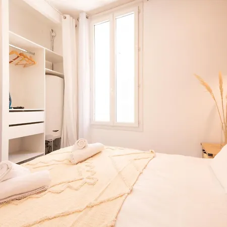 Apartamento Coeur Historique De Entre Palais Et *